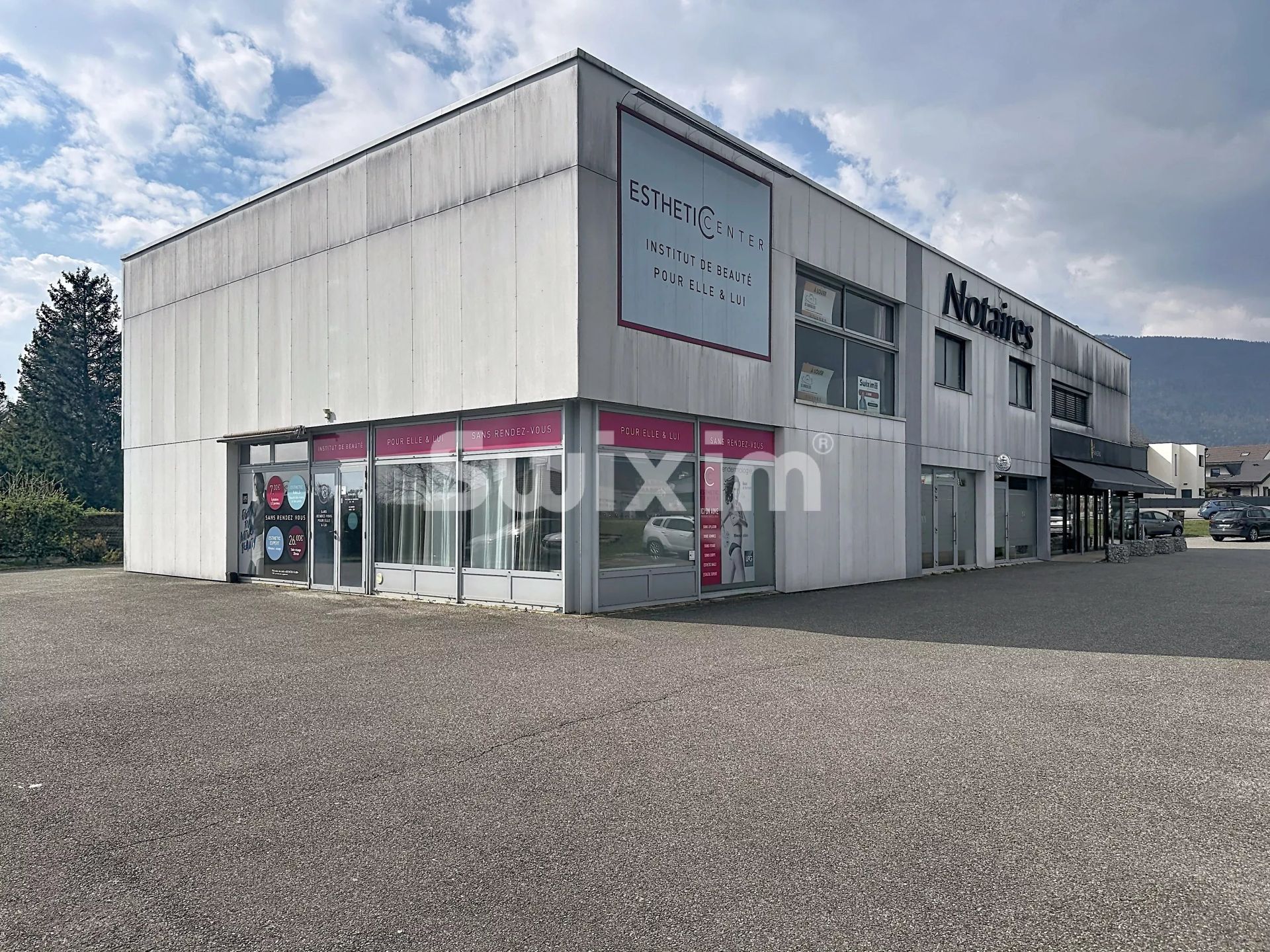 Rental Commercial local Ségny 11&nbsp;Rooms 265&nbsp;m²