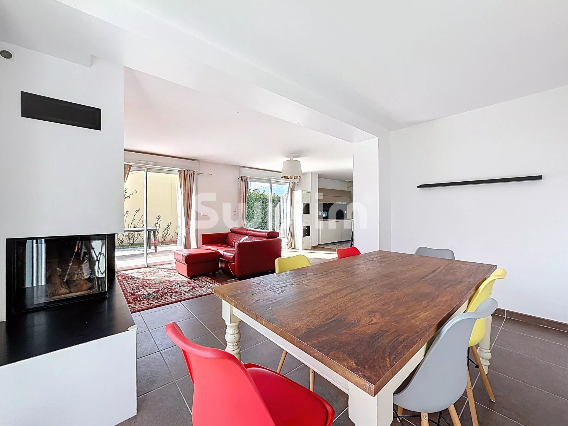 house 5 Rooms for sale on Saint-Genis-Pouilly (01630)
