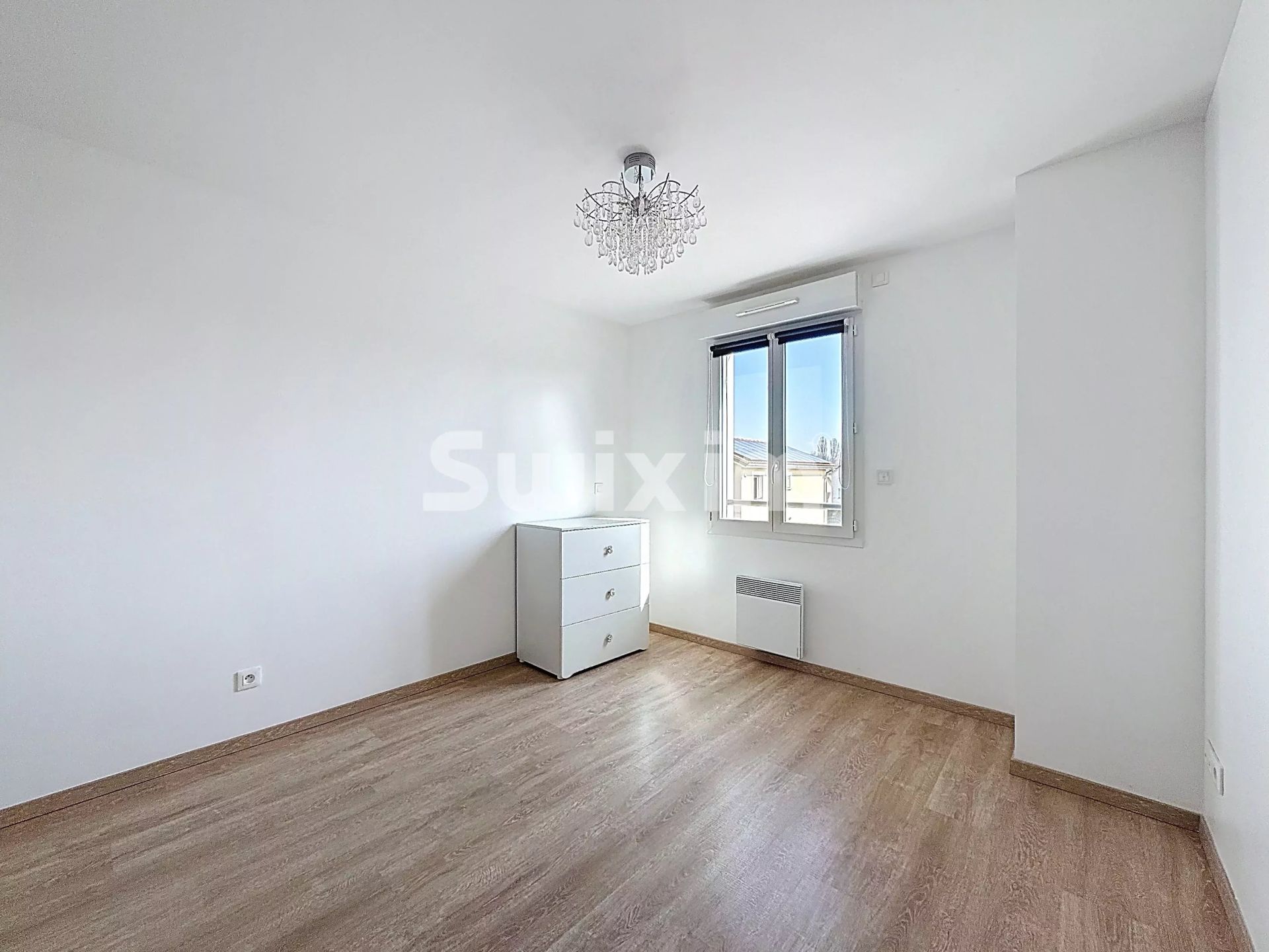house 5 Rooms for sale on Saint-Genis-Pouilly (01630)