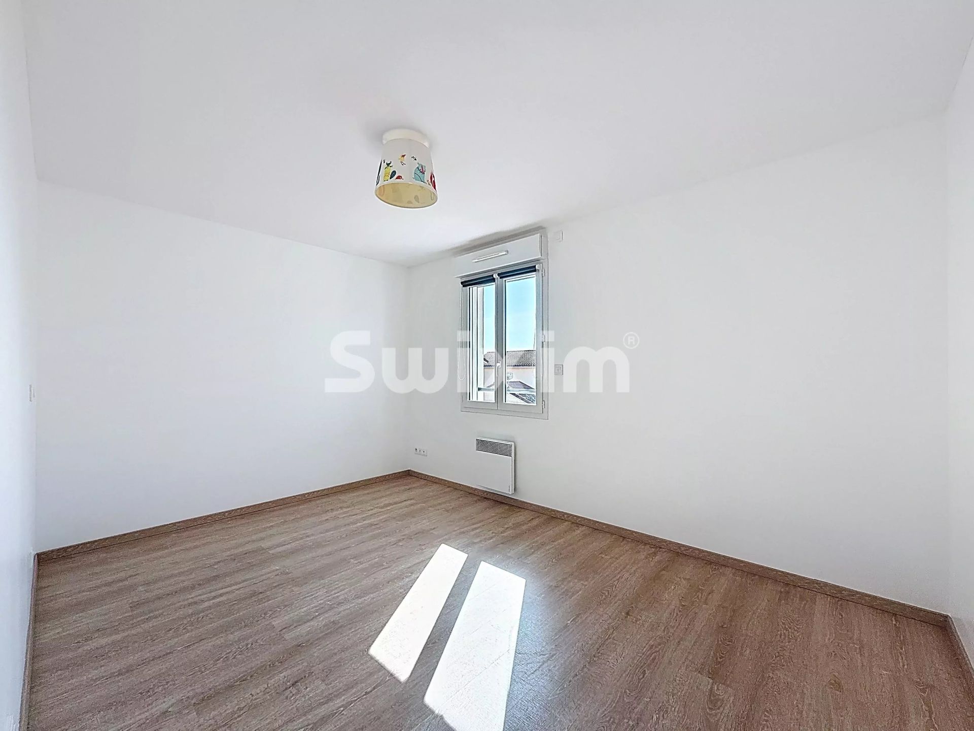 house 5 Rooms for sale on Saint-Genis-Pouilly (01630)
