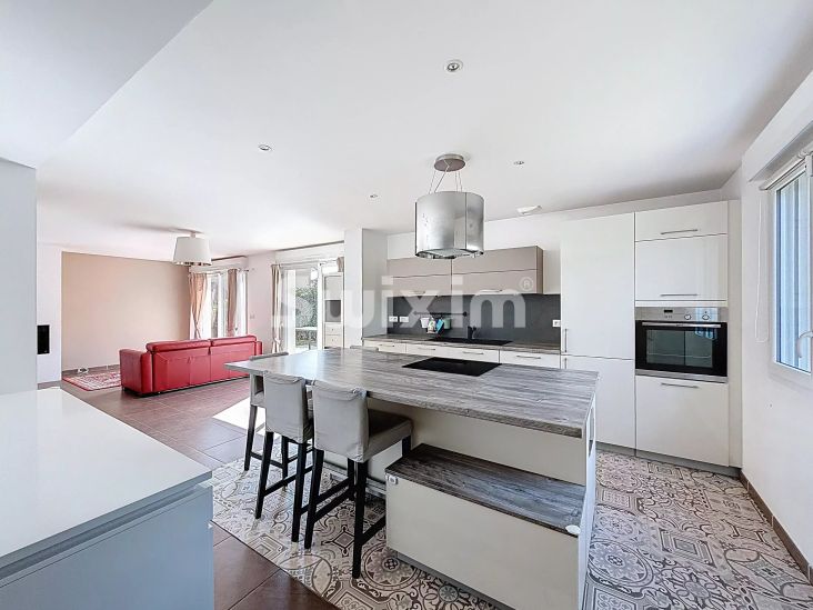 Sale House Saint-Genis-Pouilly 5&nbsp;Rooms 110&nbsp;m²