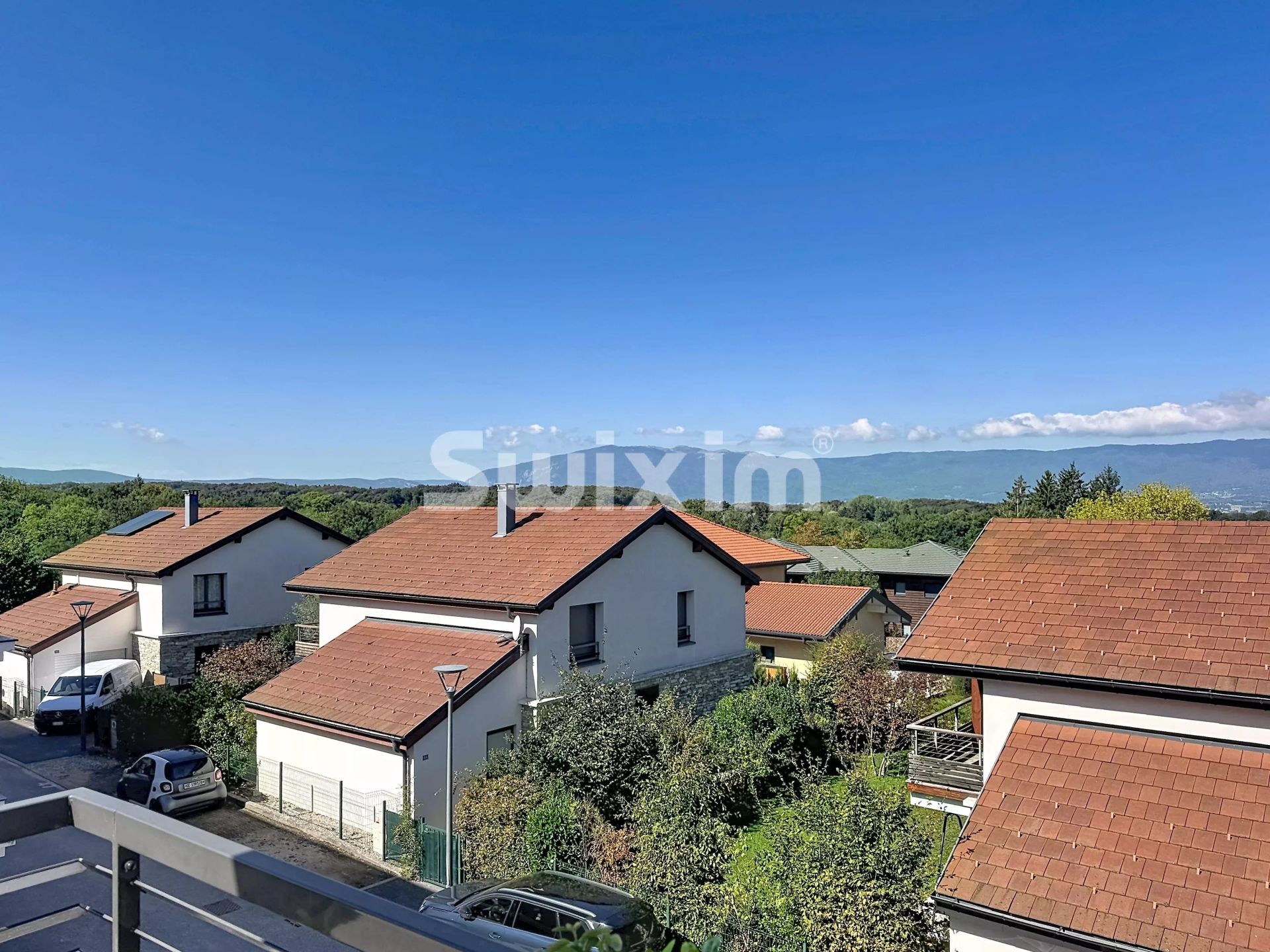 apartment 3 Rooms for sale on Saint-Julien-en-Genevois (74160)