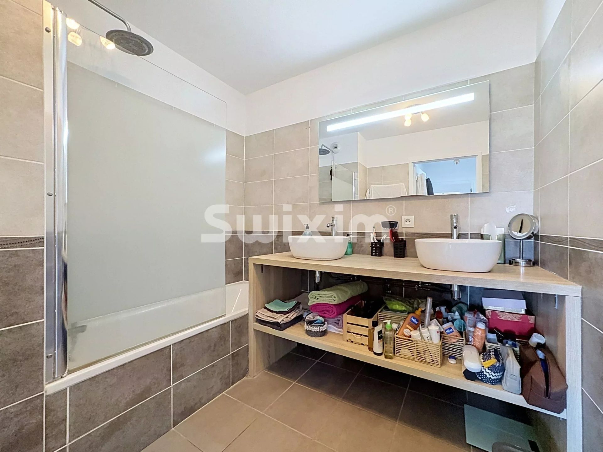 apartment 3 Rooms for sale on Saint-Julien-en-Genevois (74160)