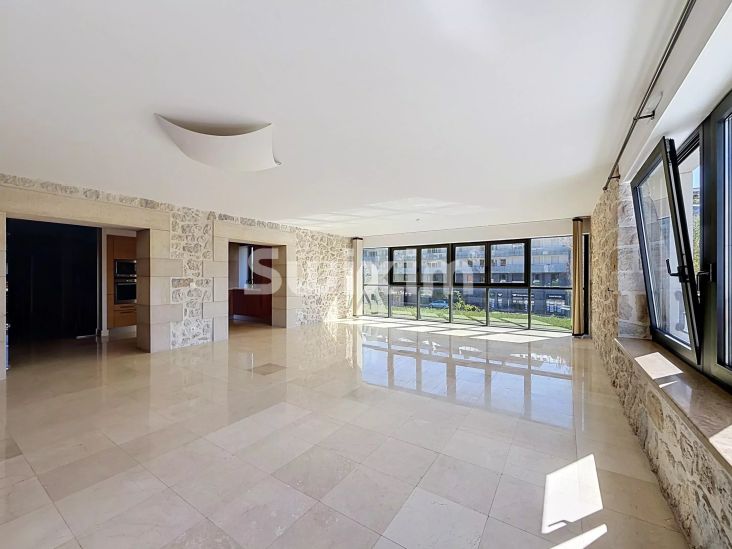 Vente Appartement Saint-Genis-Pouilly 4&nbsp;Pièces 140&nbsp;m²