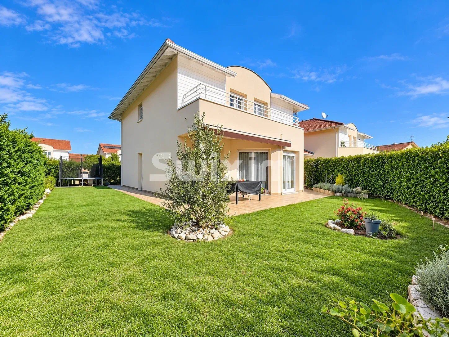 maison 6 Pièces en vente sur Saint-Genis-Pouilly (01630)