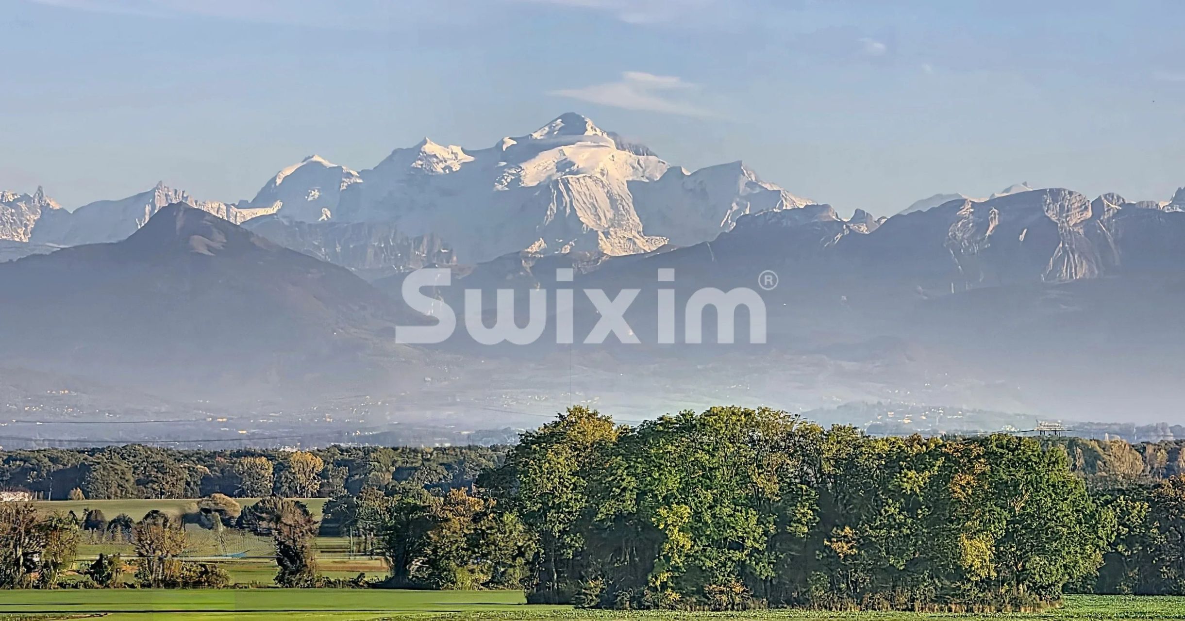 apartment 4 Rooms for sale on Cessy (01170)