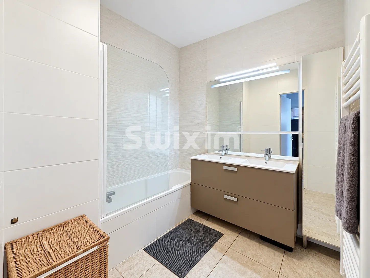 appartement 5 Pièces en vente sur Chevry (01170)