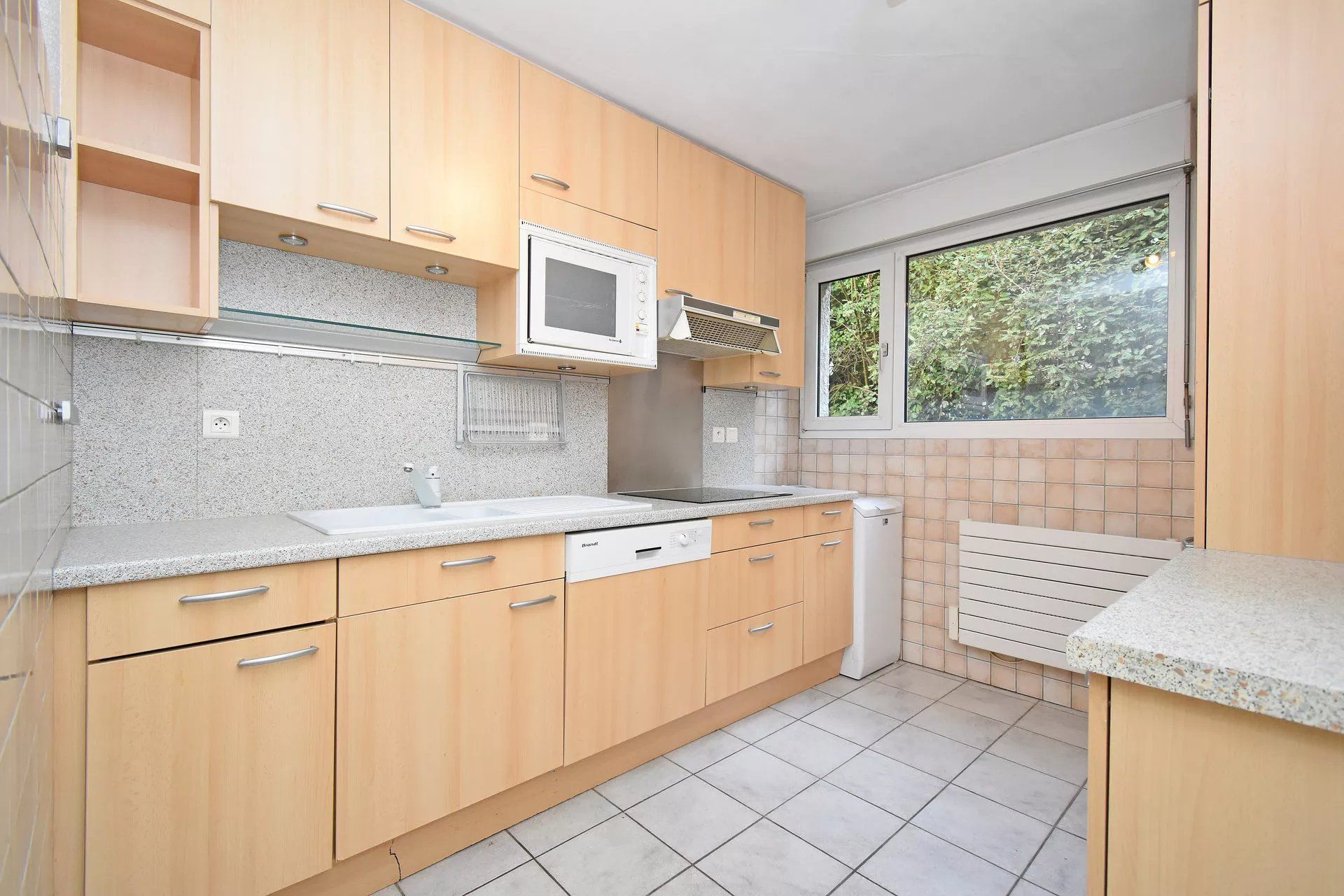 Sale Apartment Ferney-Voltaire 2&nbsp;Rooms 56&nbsp;m²