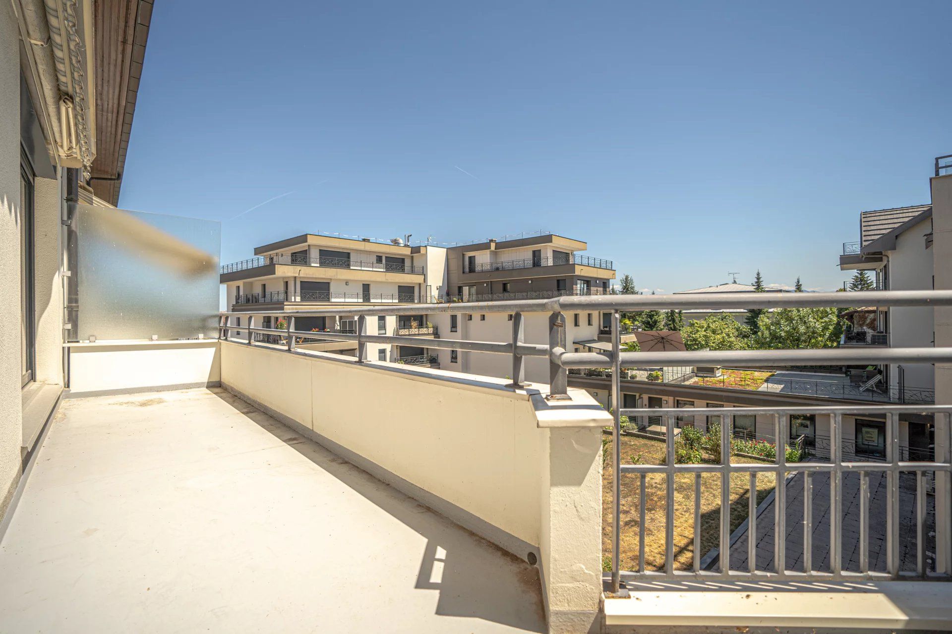Sale Apartment Divonne-les-Bains 4&nbsp;Rooms 113&nbsp;m²