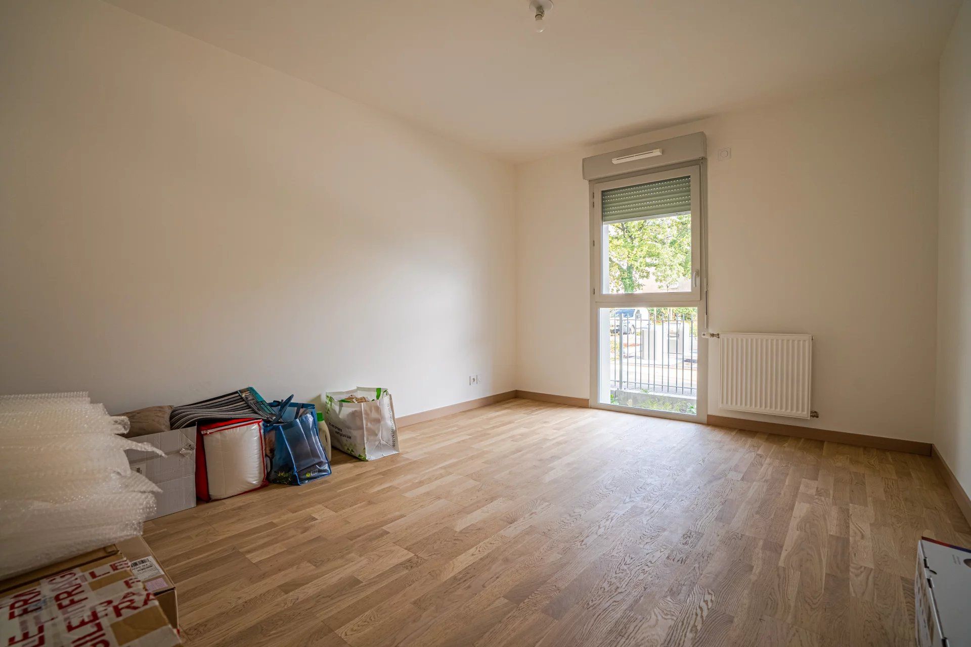 Sale Apartment Saint-Genis-Pouilly 4&nbsp;Rooms 76&nbsp;m²