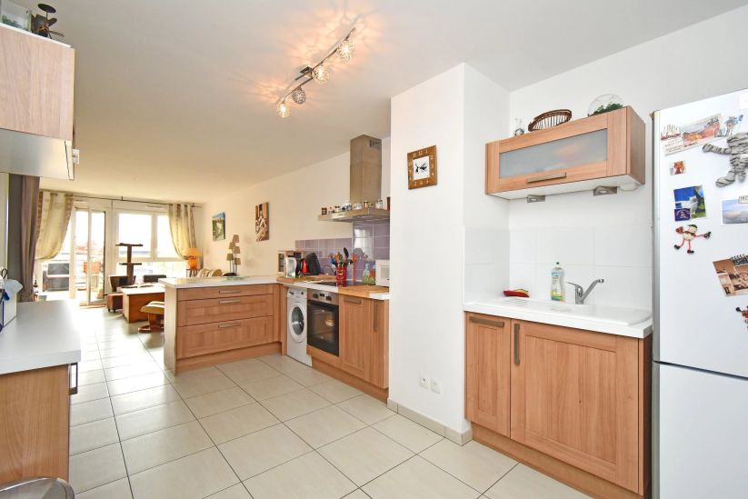 Sale Apartment Échenevex 3&nbsp;Rooms 62&nbsp;m²