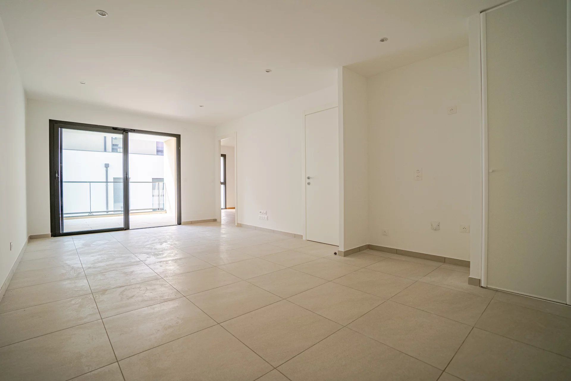 Sale Apartment Ferney-Voltaire 2&nbsp;Rooms 50&nbsp;m²