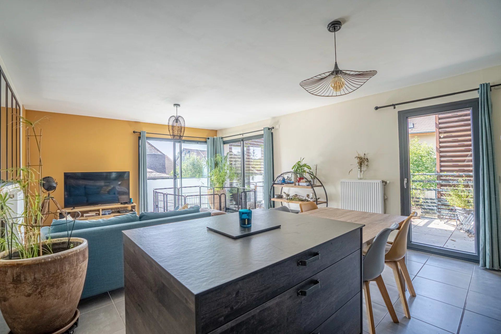 Sale Apartment Ornex 3&nbsp;Rooms 70&nbsp;m²