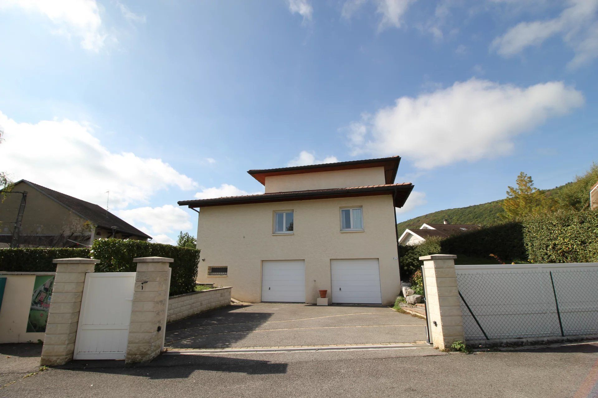 Sale House Divonne-les-Bains 6&nbsp;Rooms 167&nbsp;m²