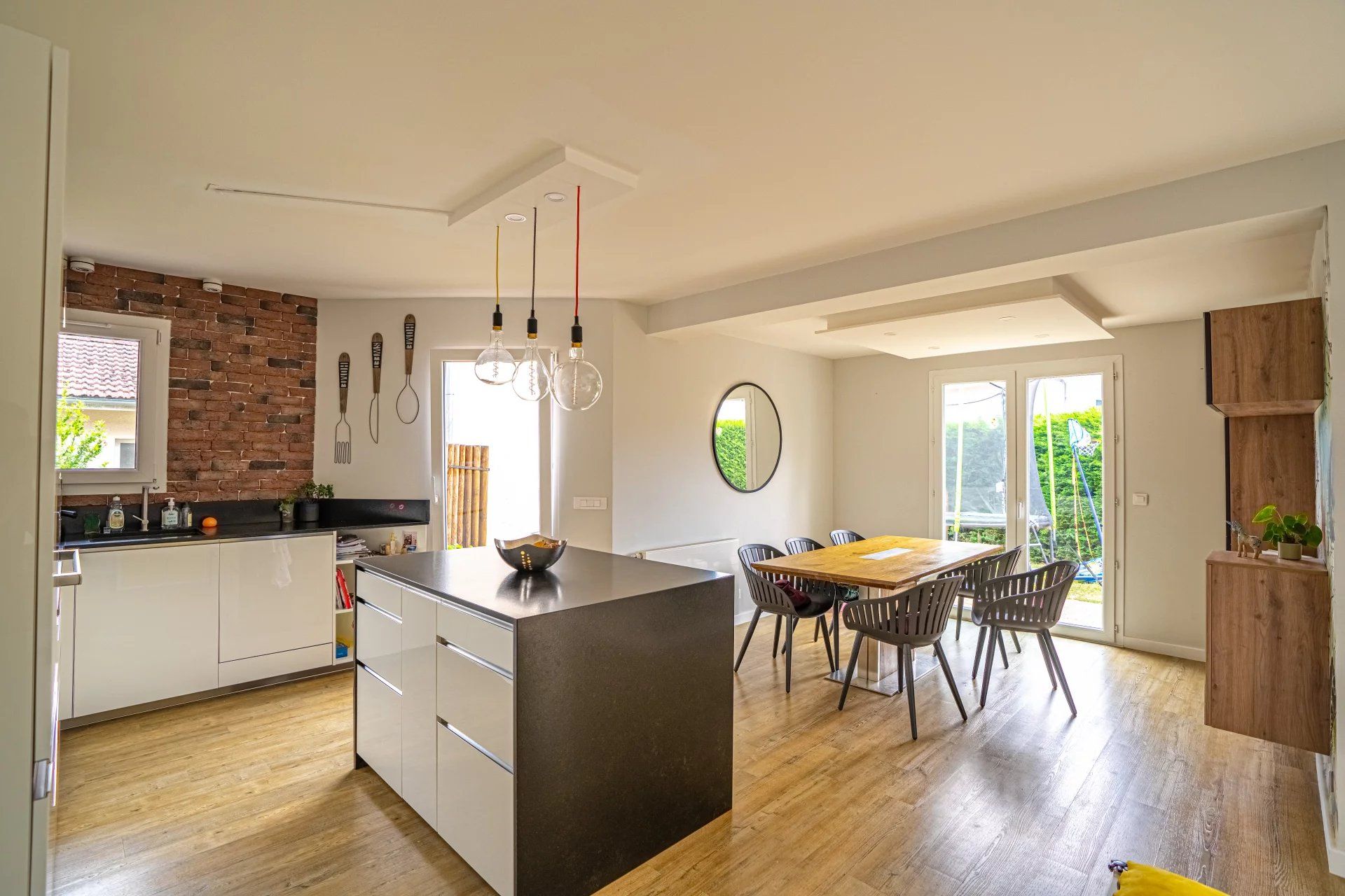 Sale House Ornex 5&nbsp;Rooms 128&nbsp;m²