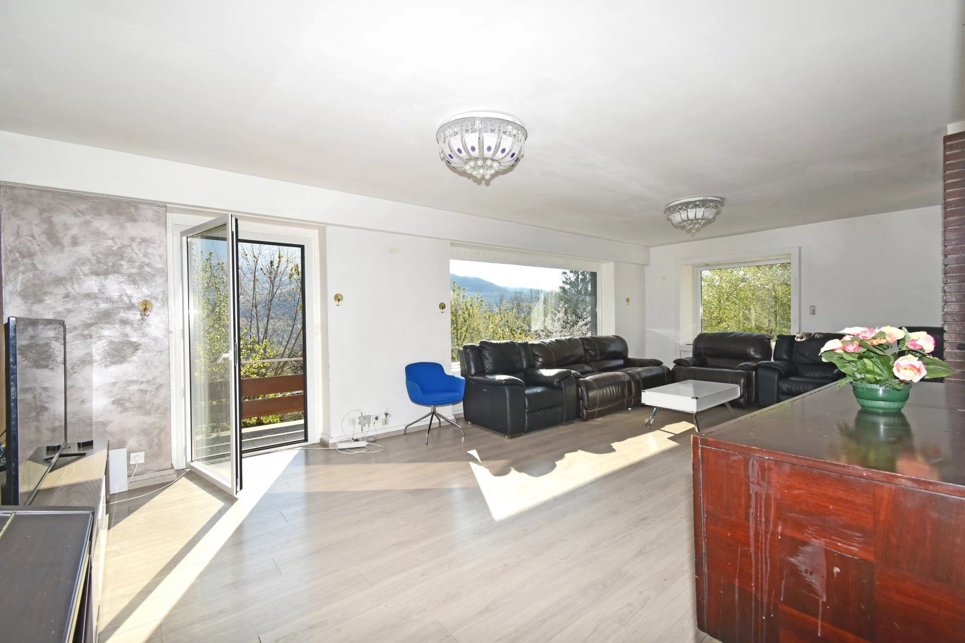Vente Maison Bellegarde-sur-Valserine 8&nbsp;Pièces 264&nbsp;m²