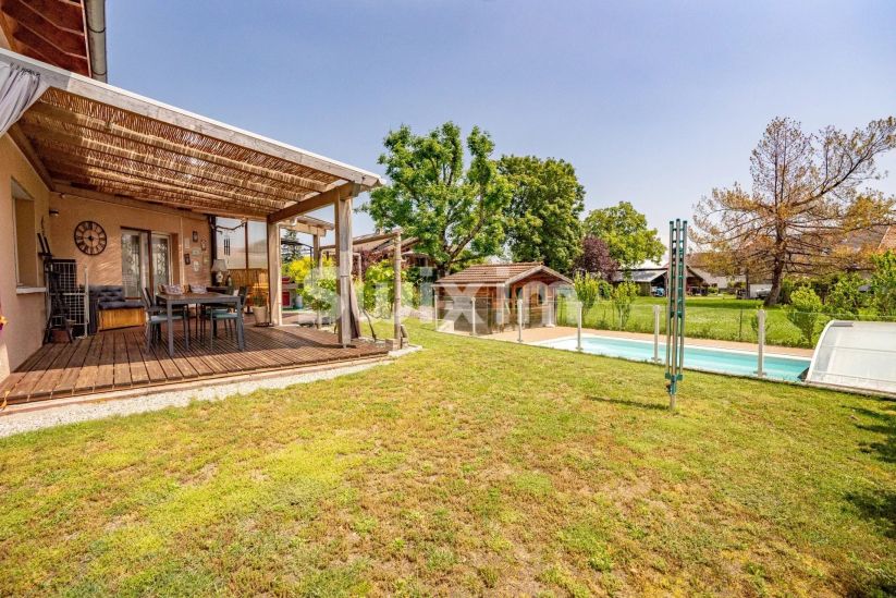 Vente Maison Gex 7&nbsp;Pièces 173&nbsp;m²