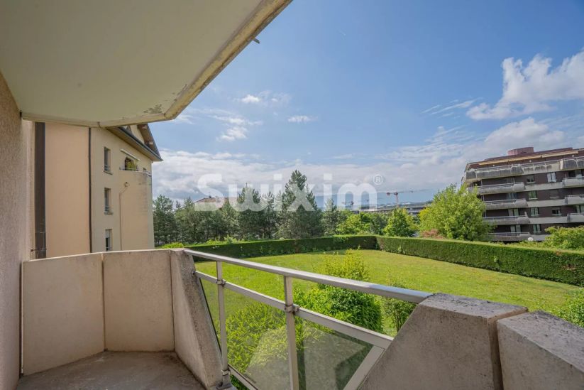 Sale Apartment Ferney-Voltaire 3&nbsp;Rooms 66&nbsp;m²