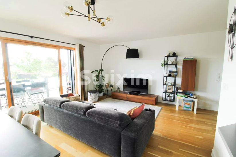 Sale Apartment Divonne-les-Bains 4&nbsp;Rooms 100.7&nbsp;m²