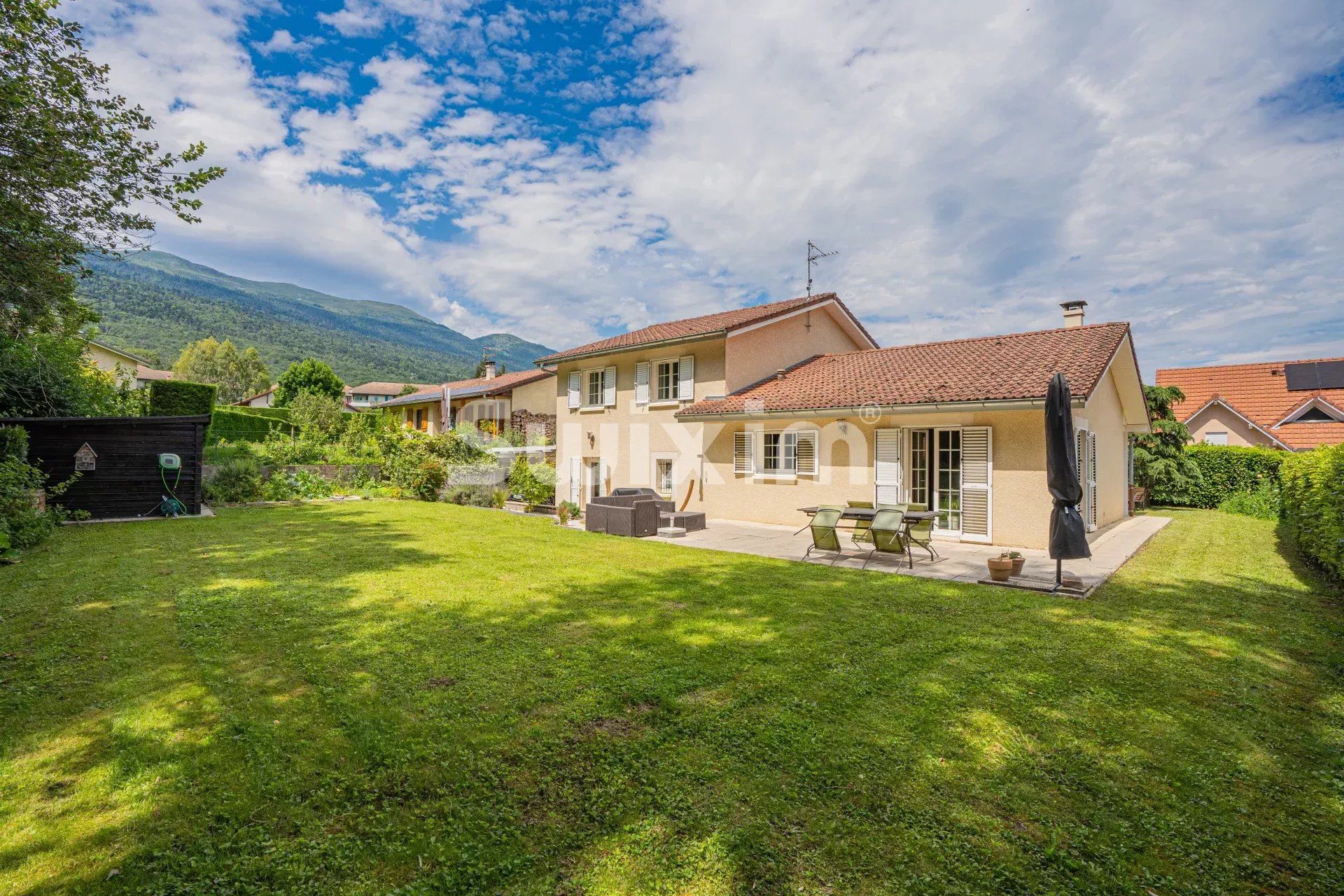 Sale House Crozet 6&nbsp;Rooms 165&nbsp;m²