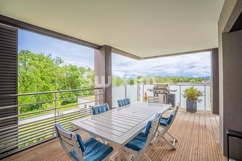 Sale Apartment Divonne-les-Bains 5&nbsp;Rooms 140&nbsp;m²