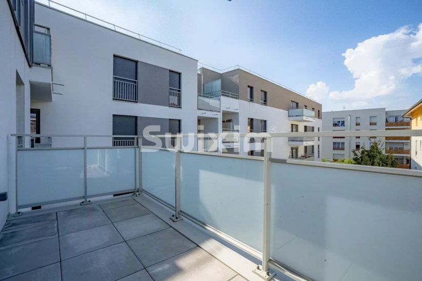 Sale Apartment Ferney-Voltaire 2&nbsp;Rooms 43.49&nbsp;m²