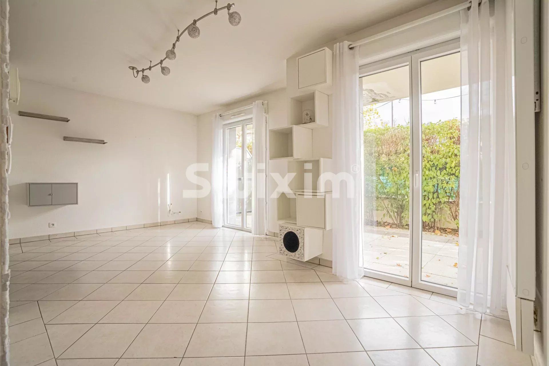 Sale Apartment Prévessin-Moëns 2&nbsp;Rooms 46&nbsp;m²