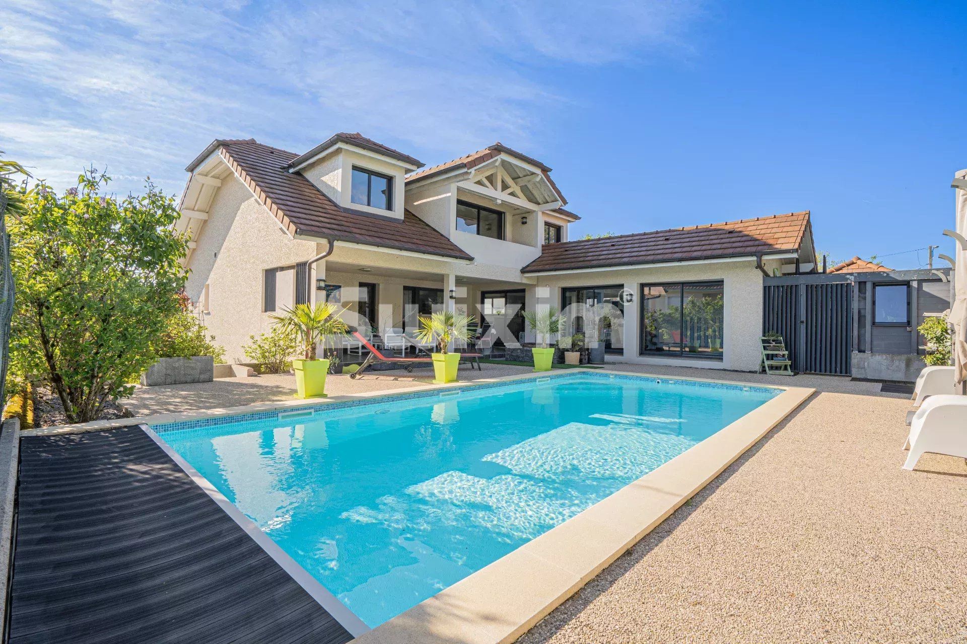 Sale House Thoiry 6&nbsp;Rooms 225&nbsp;m²
