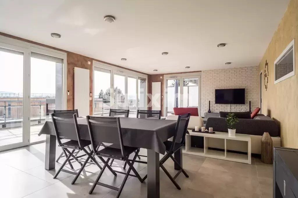 Sale Apartment Prévessin-Moëns 4&nbsp;Rooms 105&nbsp;m²