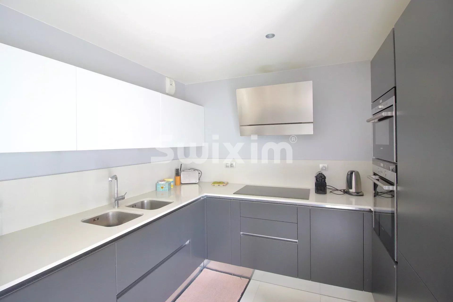 Sale Apartment Saint-Genis-Pouilly 4&nbsp;Rooms 132&nbsp;m²