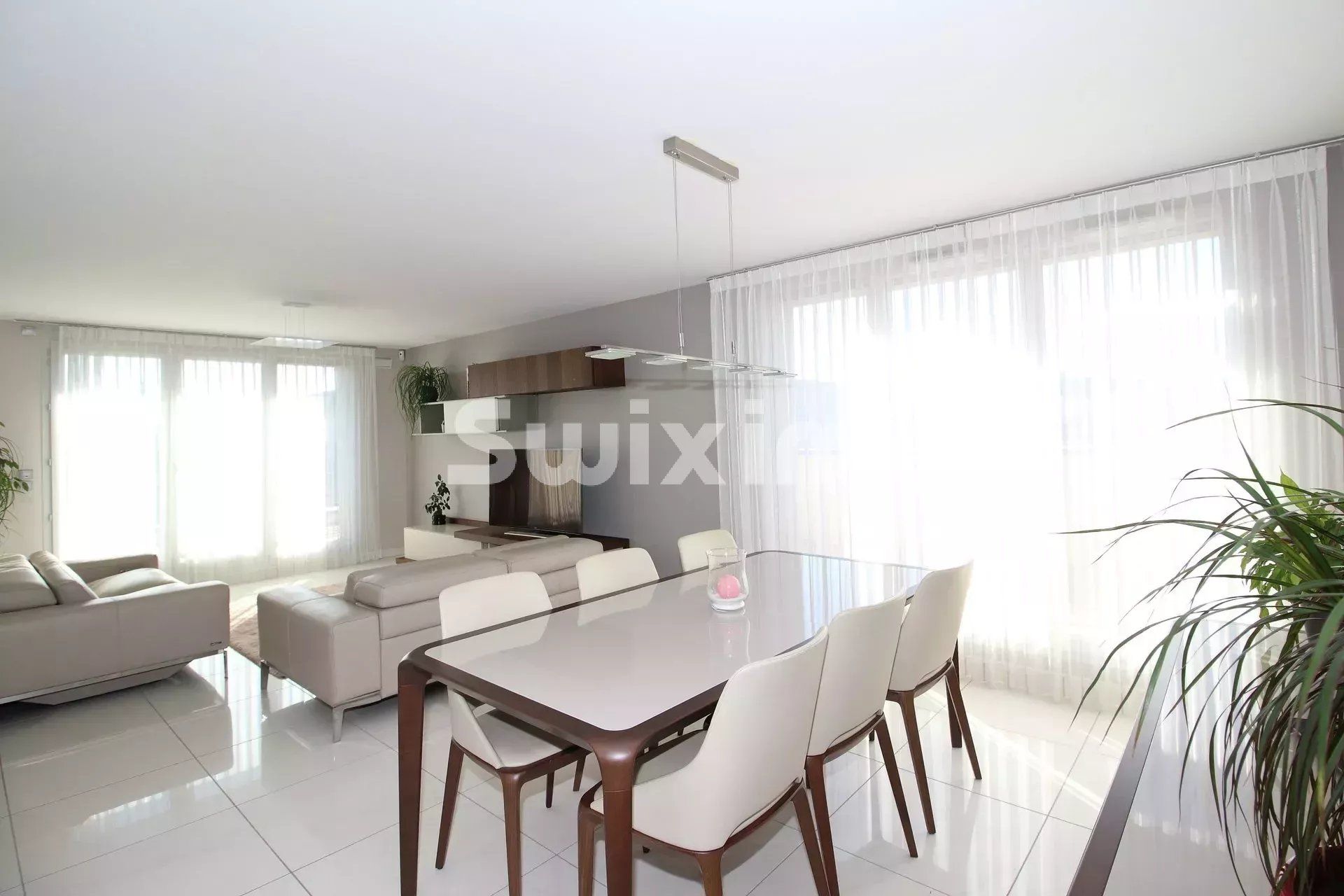 Sale Apartment Ornex 5&nbsp;Rooms 125&nbsp;m²