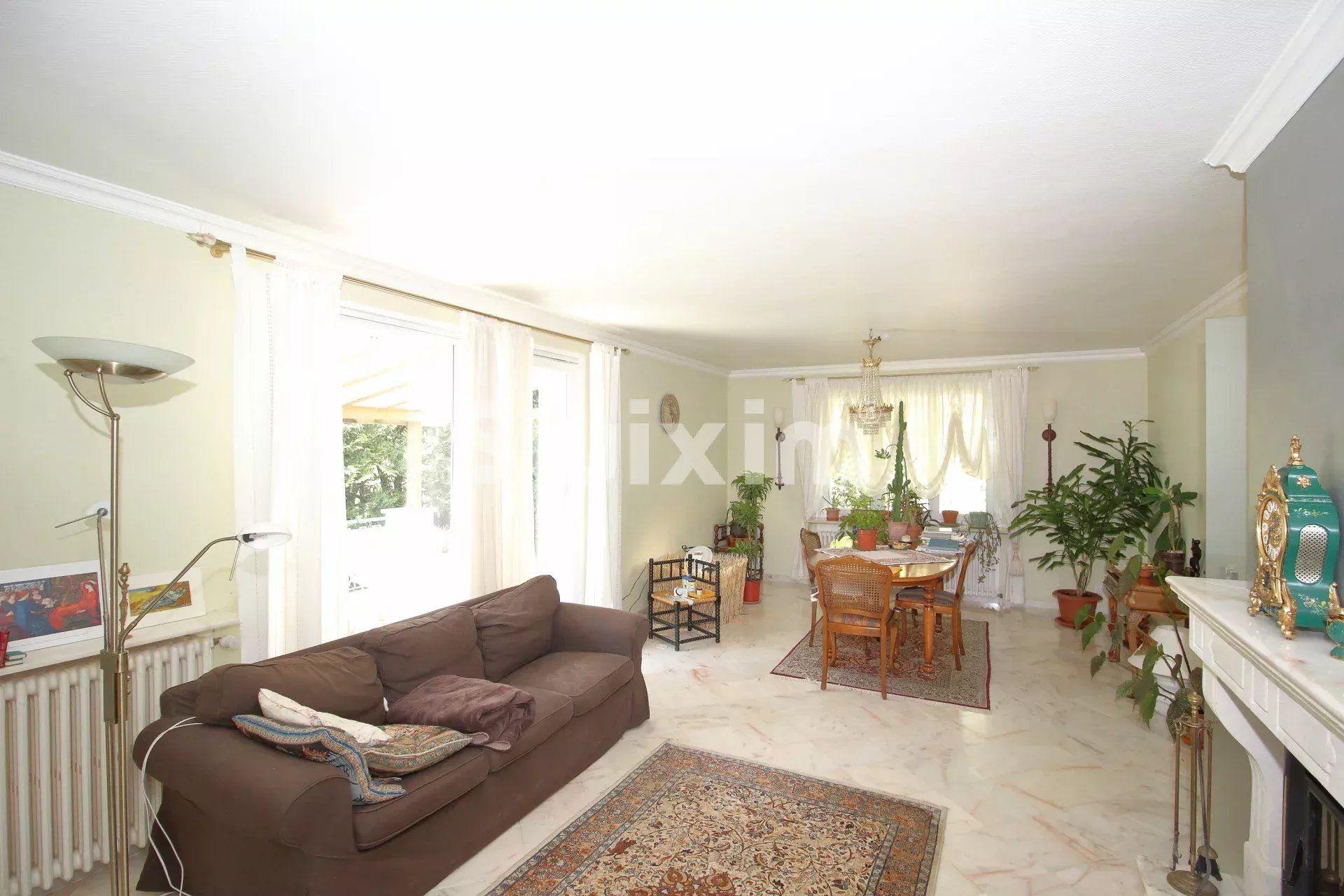 Sale House Chevry 6&nbsp;Rooms 195&nbsp;m²