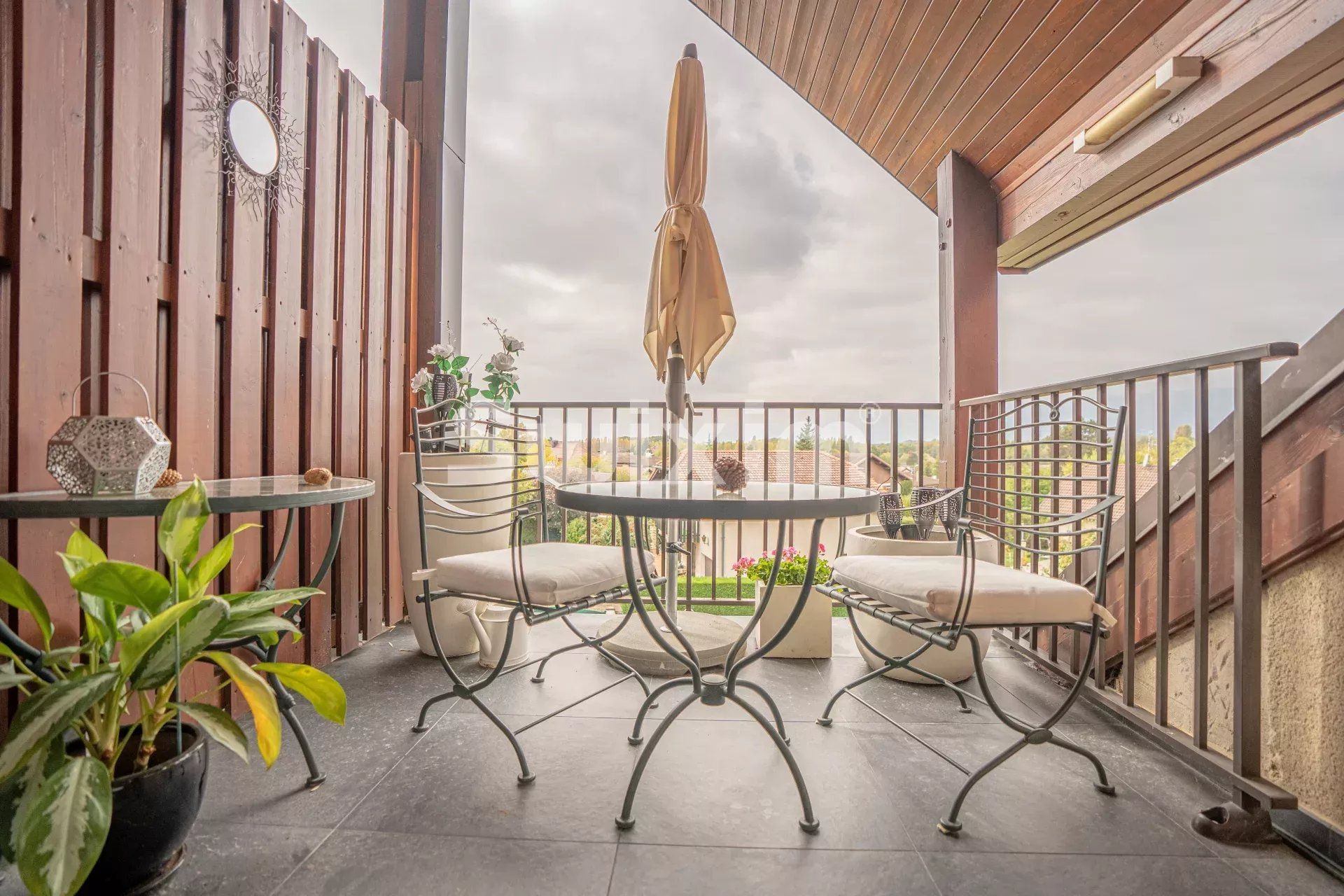 Sale Apartment Ornex 2&nbsp;Rooms 64.3&nbsp;m²