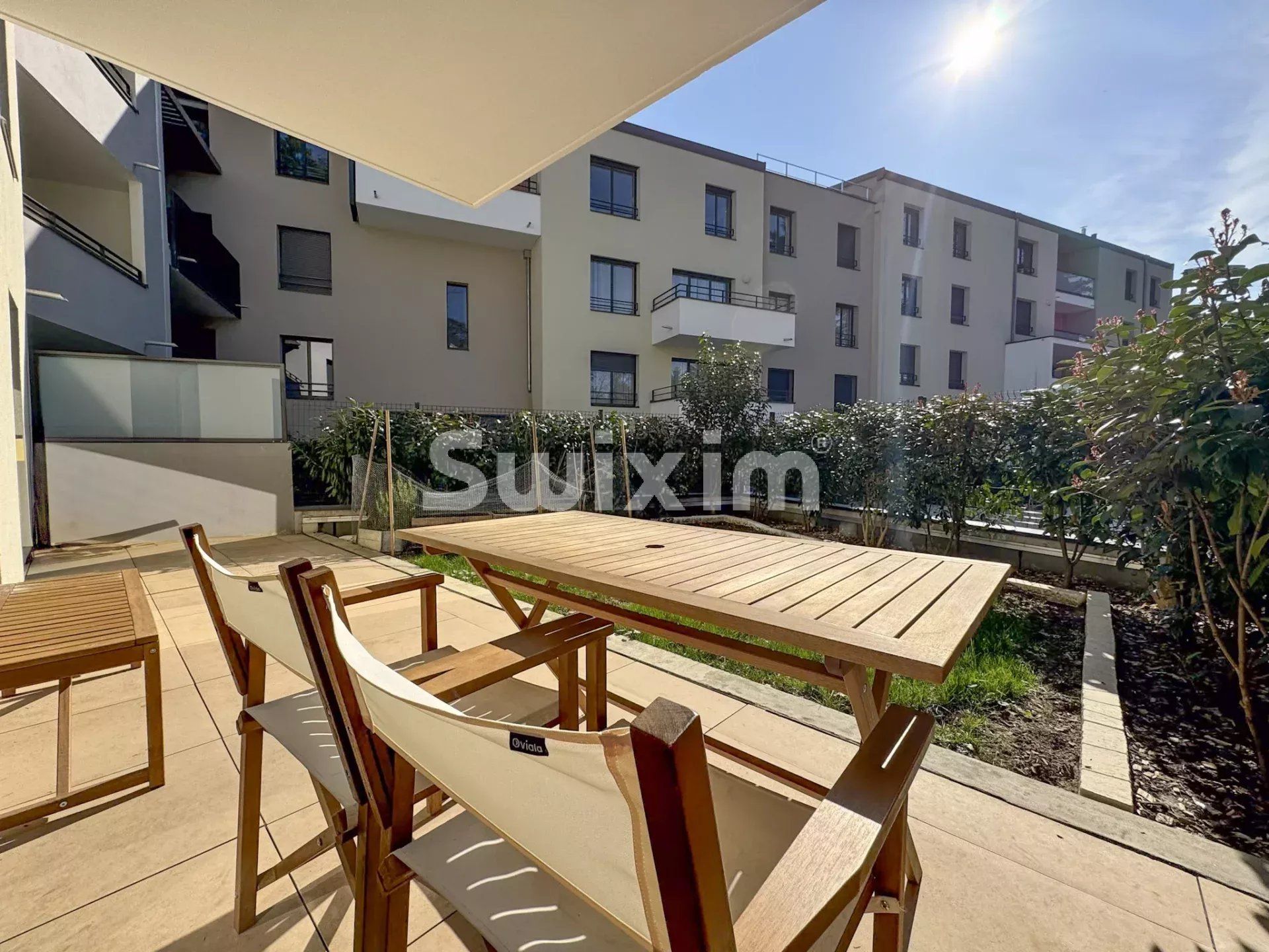 Sale Apartment Ferney-Voltaire 3&nbsp;Rooms 63&nbsp;m²
