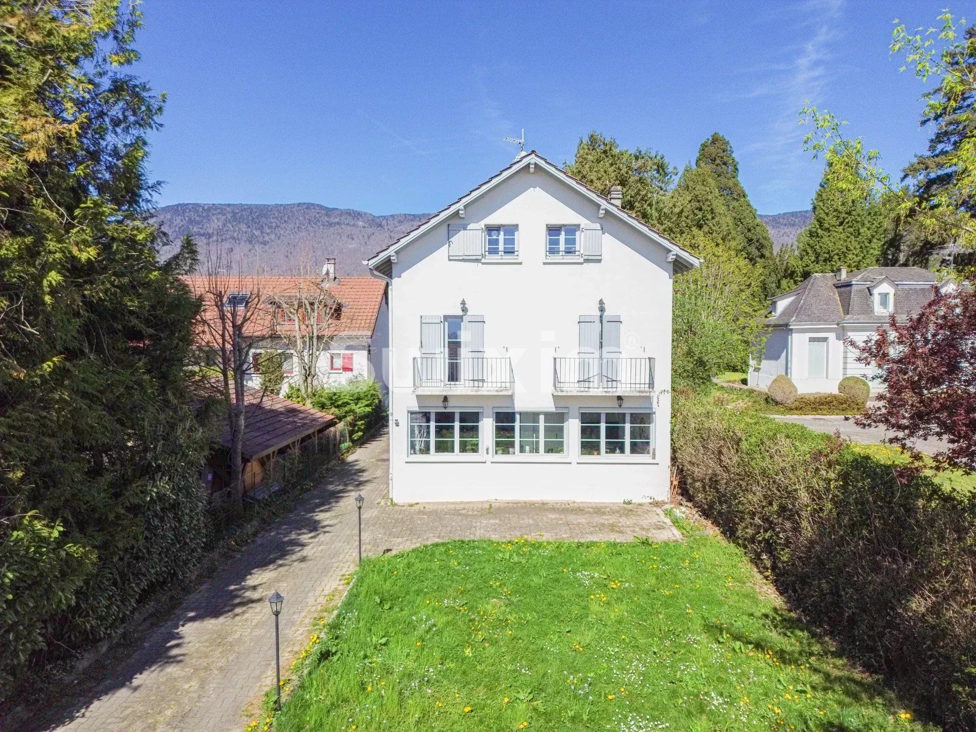 Sale House Divonne-les-Bains 9&nbsp;Rooms 260&nbsp;m²