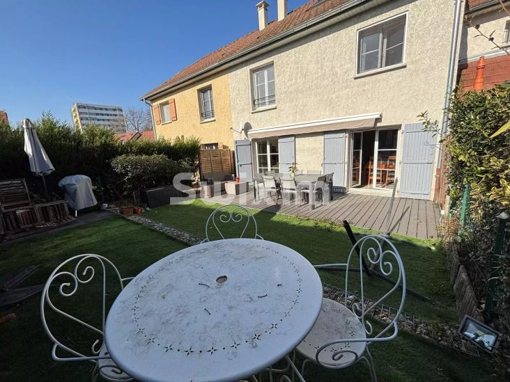 Sale House Ferney-Voltaire 6&nbsp;Rooms 133&nbsp;m²