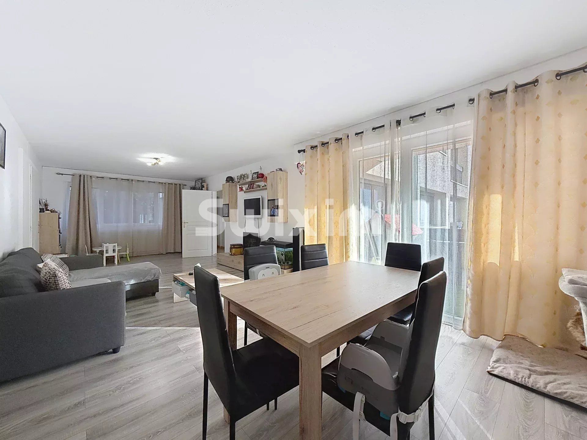 Vente Appartement Gex 4&nbsp;Pièces 87&nbsp;m²