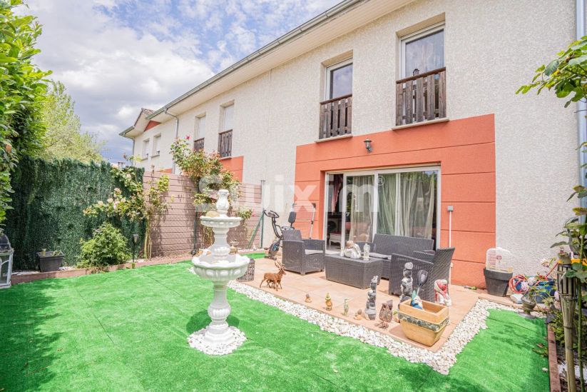 Vente Maison Ornex 5&nbsp;Pièces 98&nbsp;m²