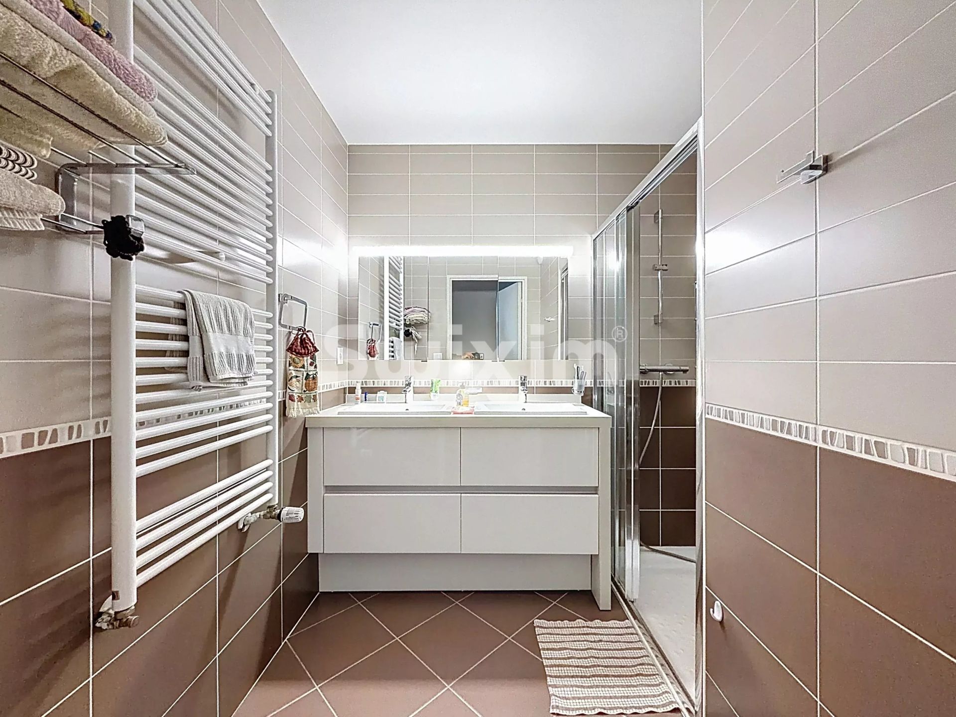 apartment 3 Rooms for sale on Divonne-les-Bains (01220)