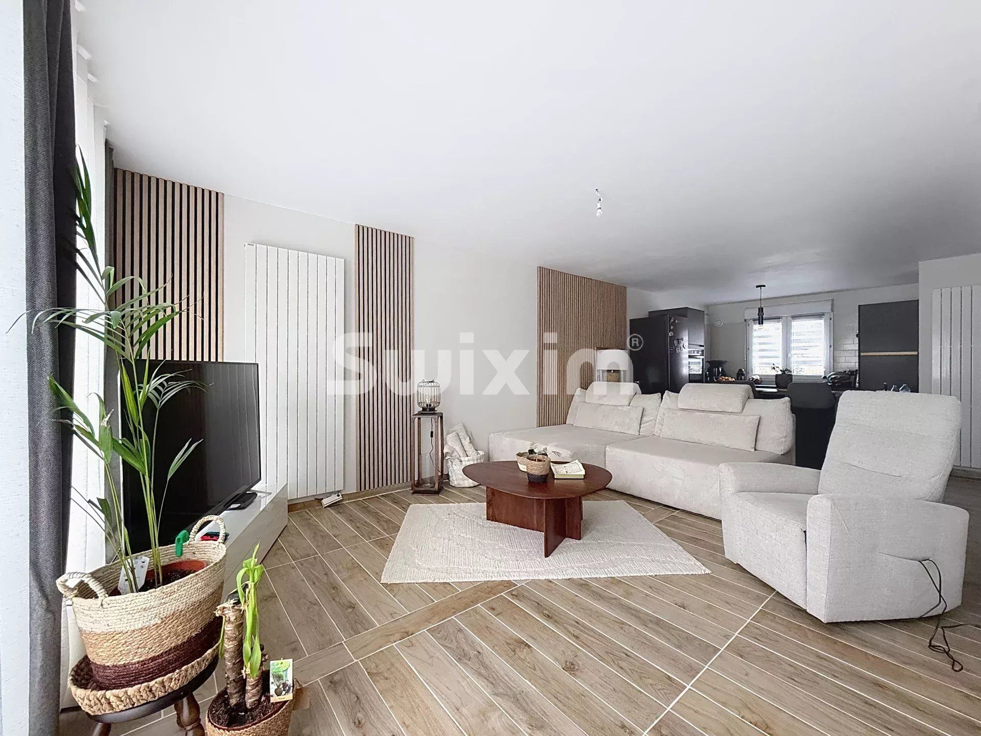 apartment 4 Rooms for sale on Gex (01170)