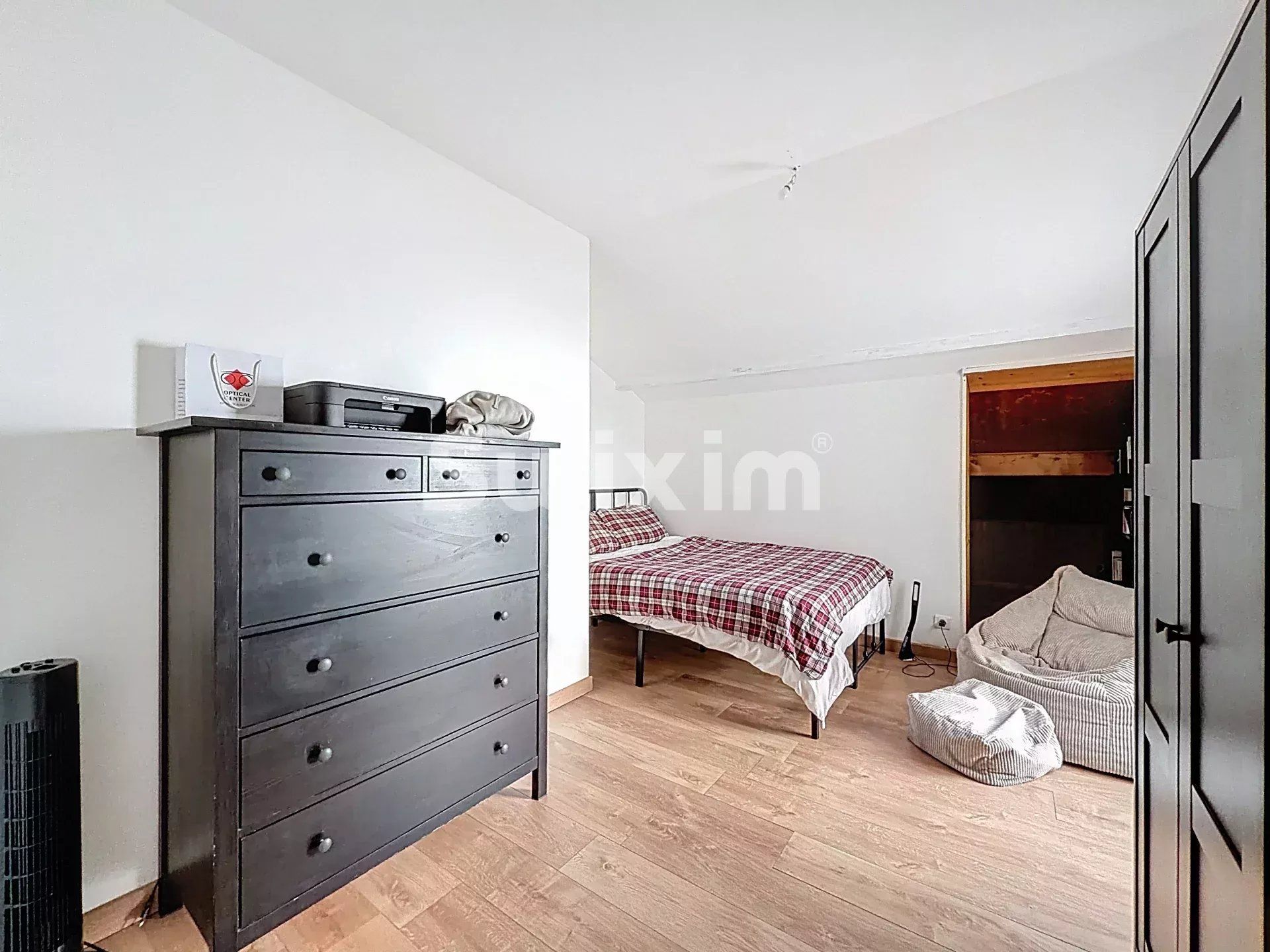 apartment 4 Rooms for sale on Gex (01170)
