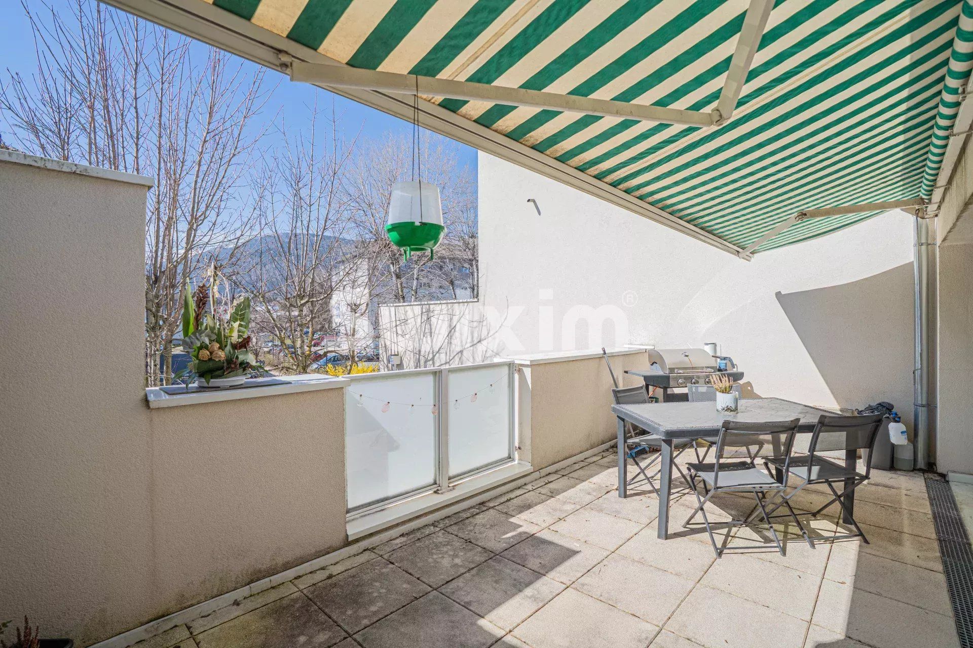 apartment 4 Rooms for sale on Gex (01170)