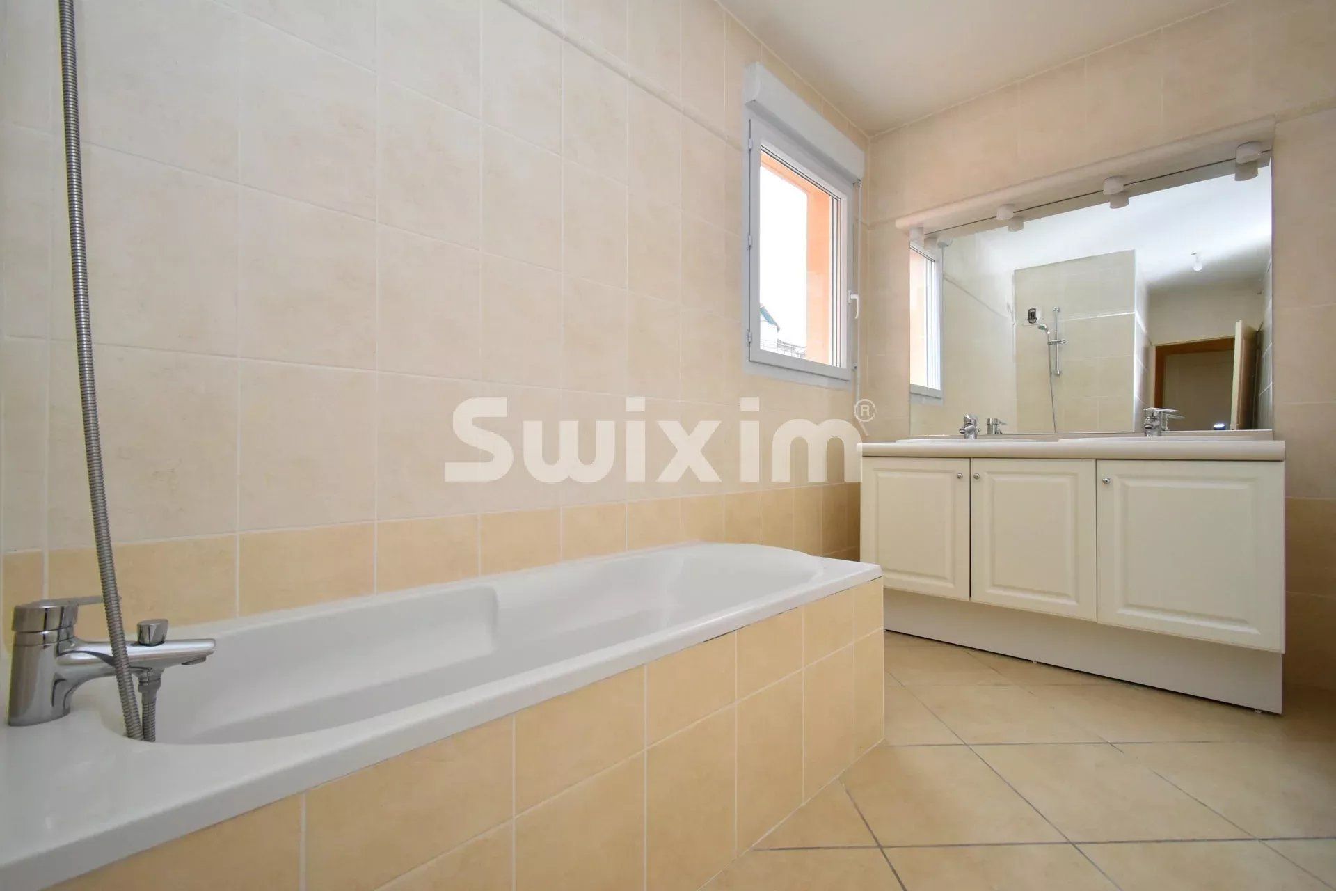 appartement 4 Pièces en vente sur Saint-Genis-Pouilly (01630)
