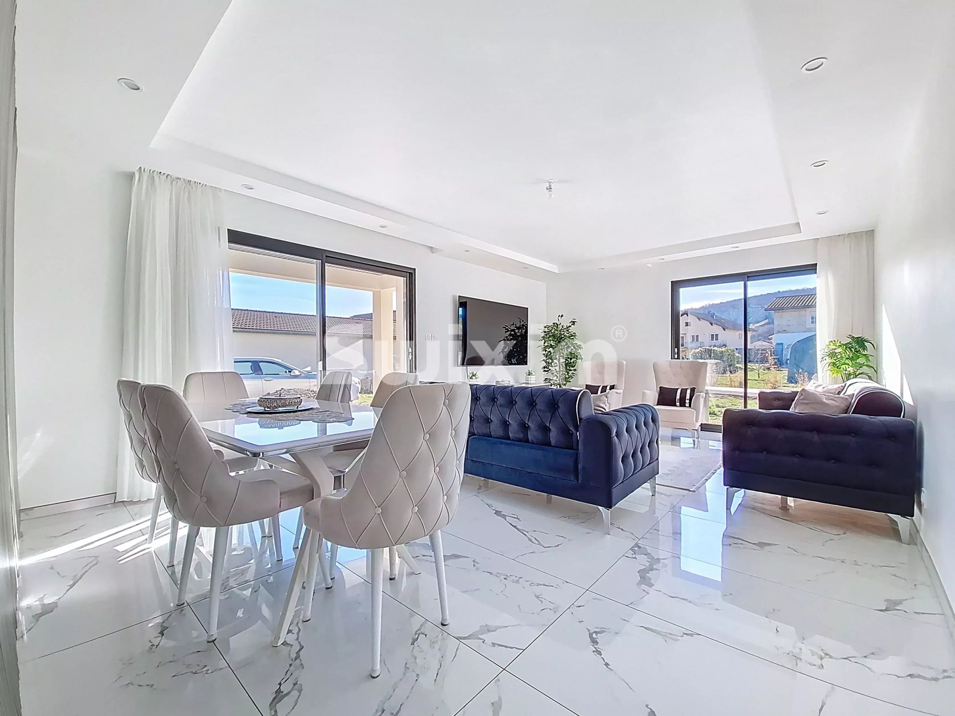 house 5 Rooms for sale on Brion (01460)