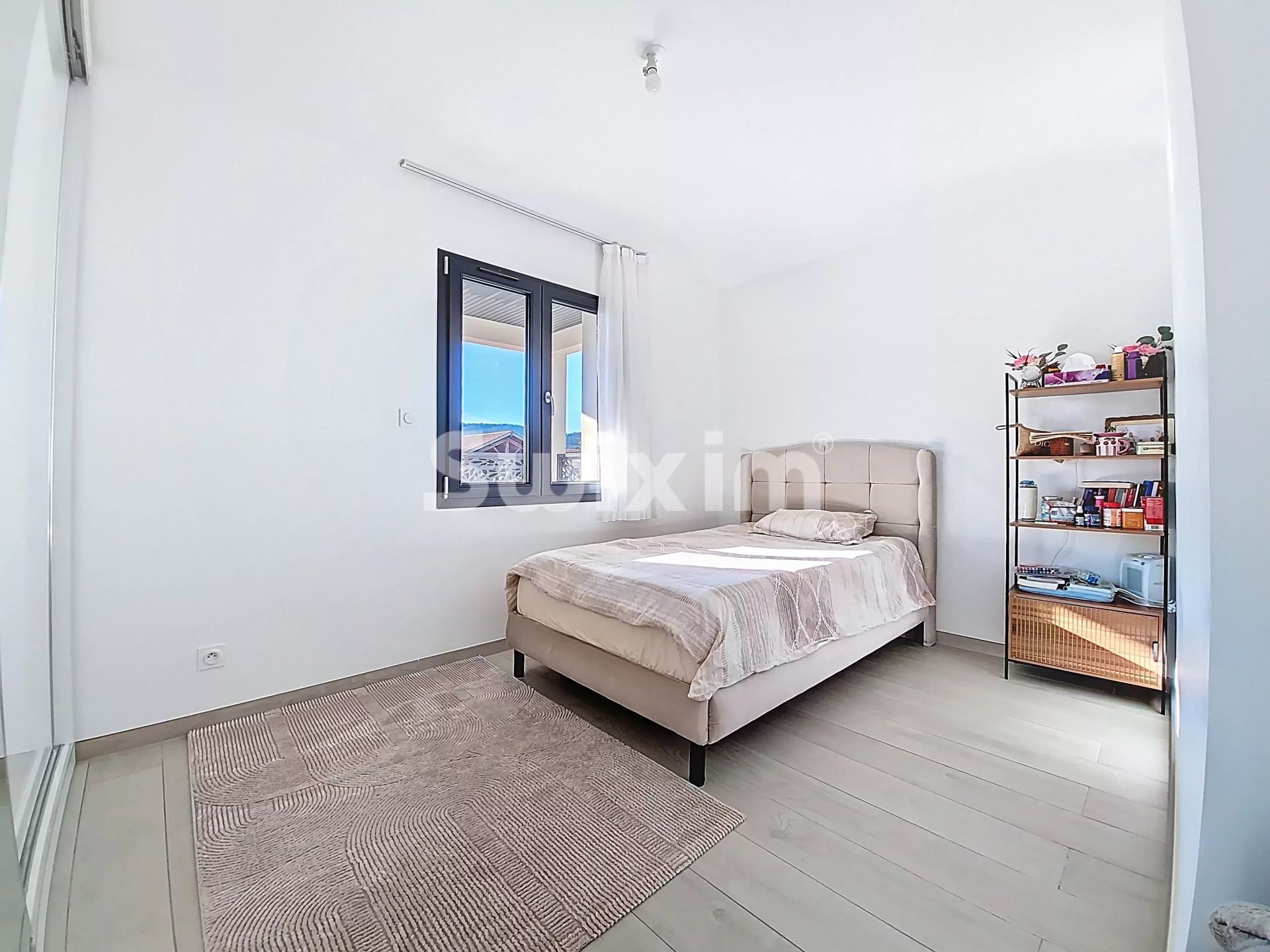 house 5 Rooms for sale on Brion (01460)