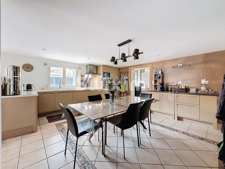 Vente Maison Saint-Jean-de-Gonville 6&nbsp;Pièces 186&nbsp;m²