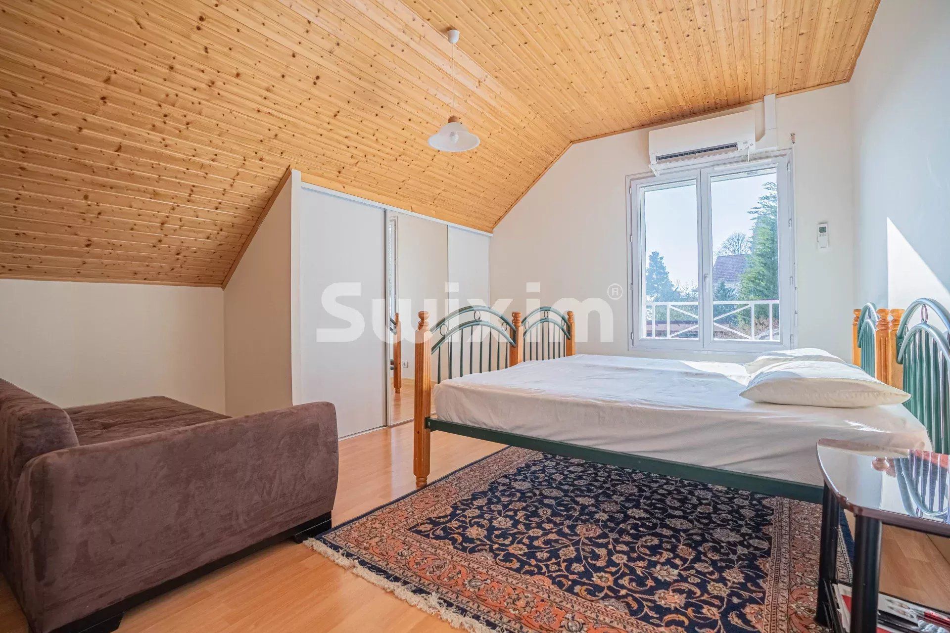 maison 8 Pièces en vente sur Crozet (01170)