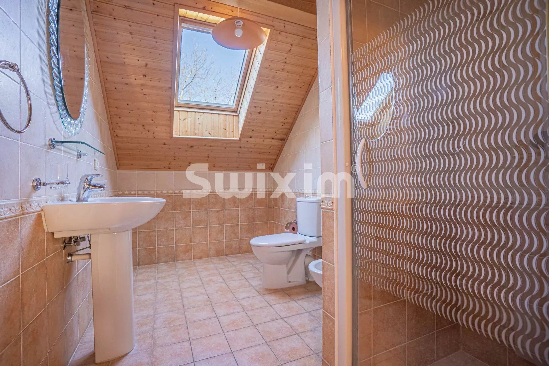 maison 8 Pièces en vente sur Crozet (01170)