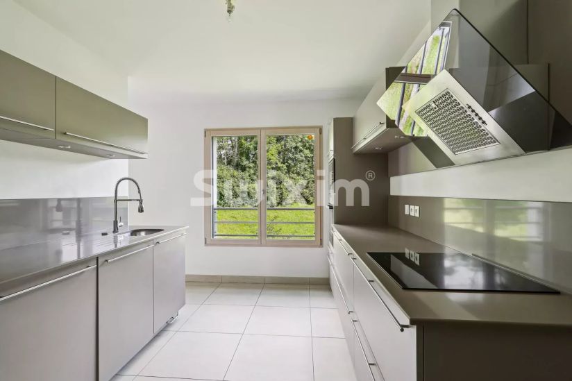 Vente Appartement Divonne-les-Bains 4&nbsp;Pièces 122&nbsp;m²