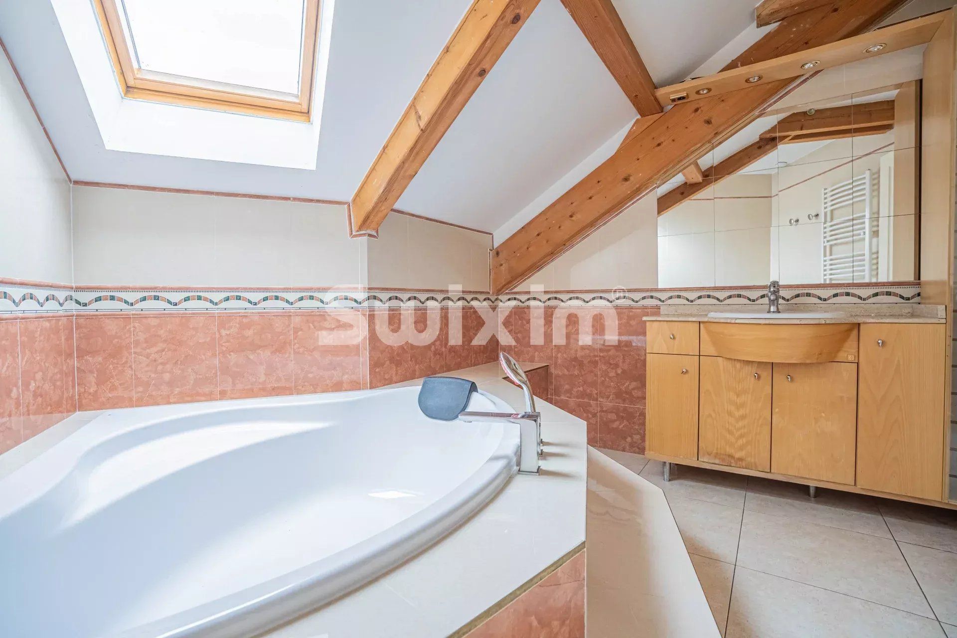 maison 8 Pièces en vente sur Gex (01170)